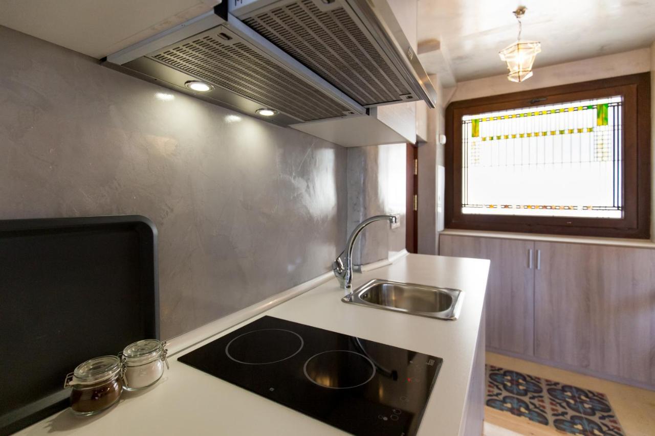 Los Lobos Suites Apartamentos Granada Exteriér fotografie
