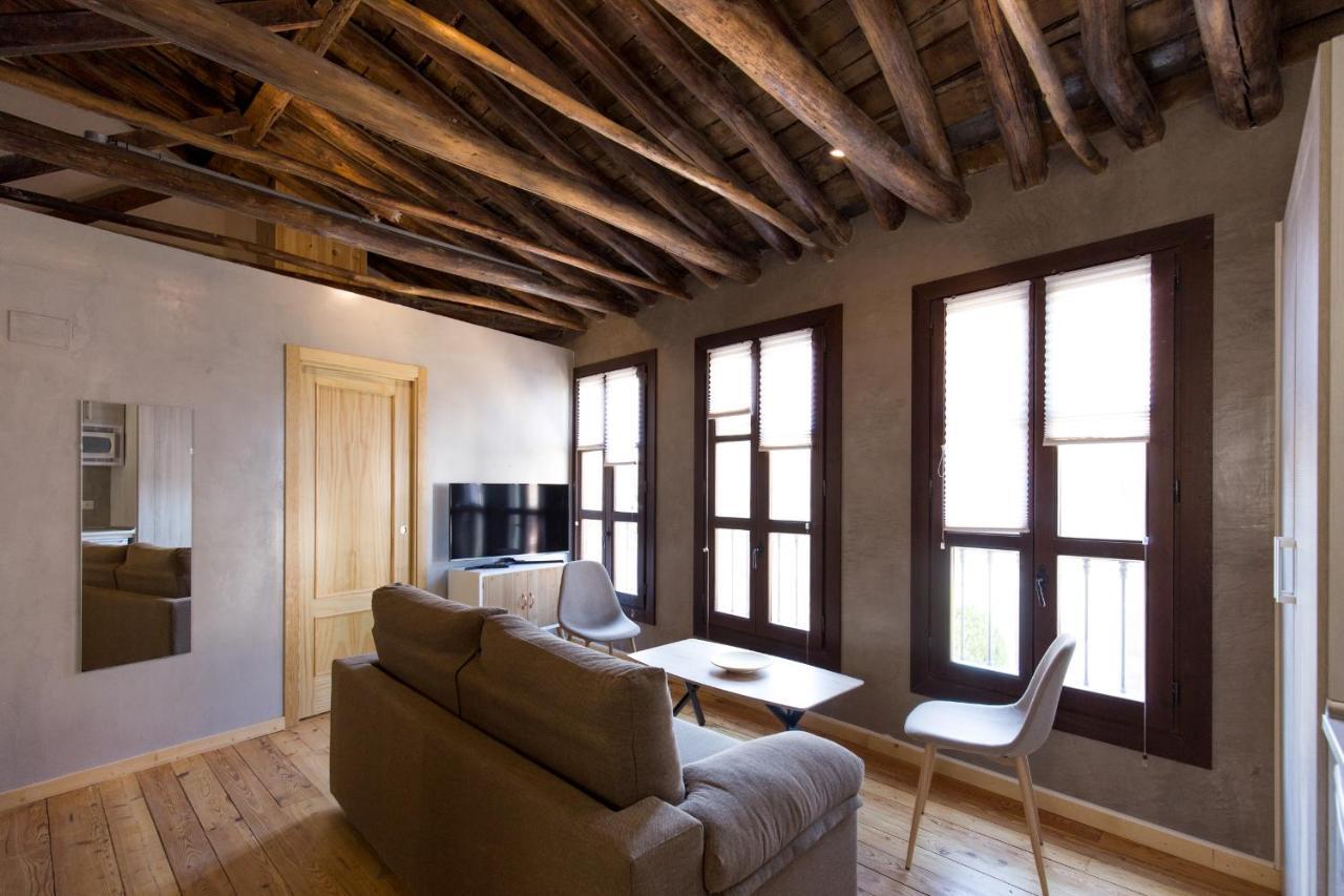Los Lobos Suites Apartamentos Granada Exteriér fotografie